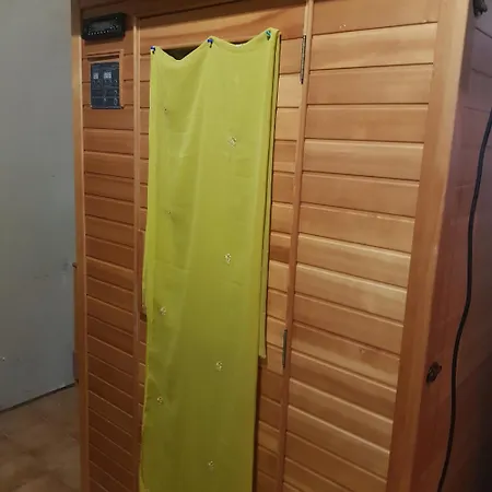 Dans Petit Havre De Paix Avec Piscine Chauffee Au Coeur Du Luberon * Gargas (Vaucluse)